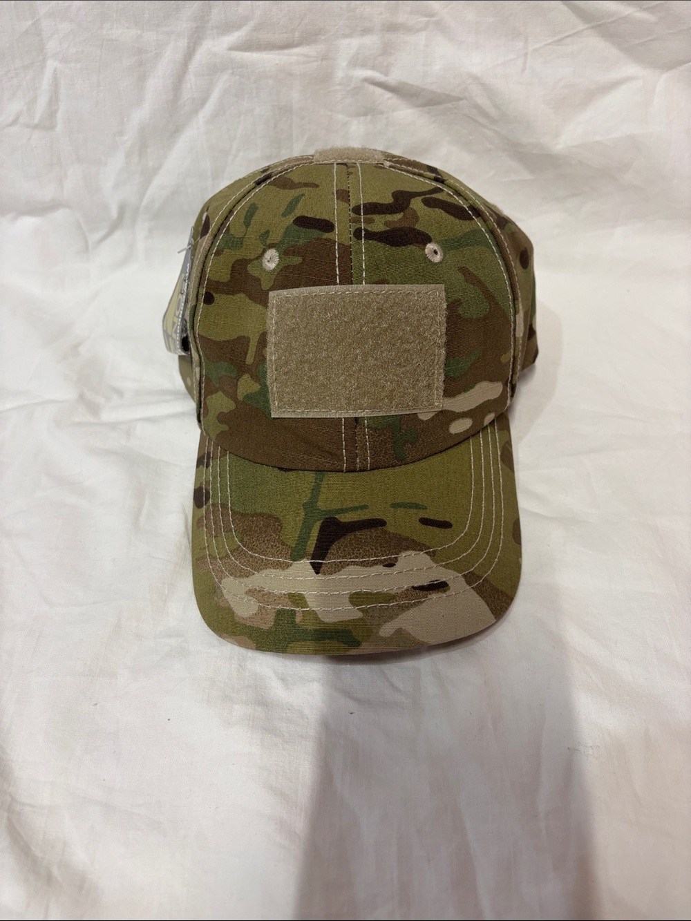 Condor men's hat with Velcro placements for patches. Adjustable. Brand new!